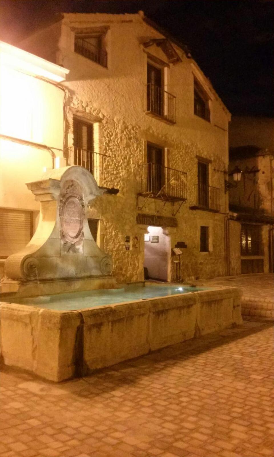 Gasthaus La Casa Vieja Turégano Exterior foto